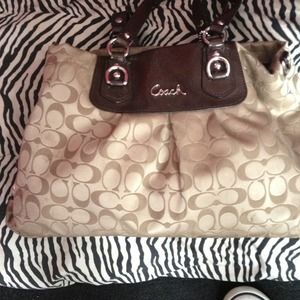 Authentic coach purse