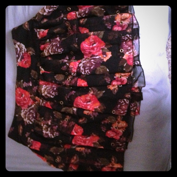 Cute layered skirt!