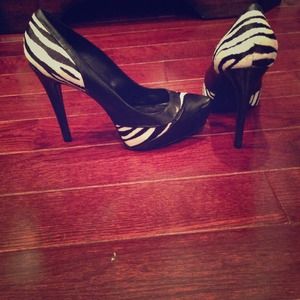 Aldo- leather and zebra fur pumps