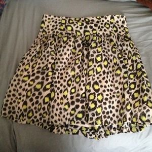 High waist skirt!