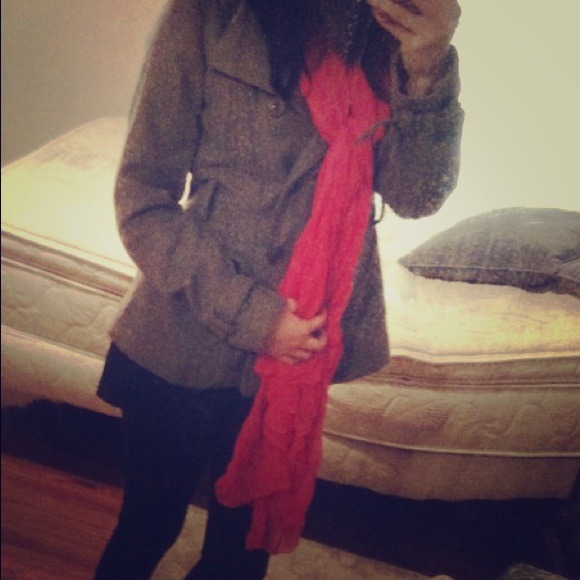 Hot pink scarf!