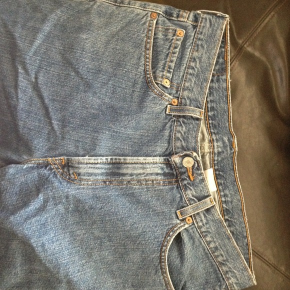 Levi jean short