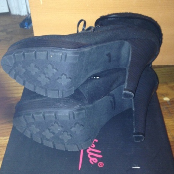 lace up boots - Picture 4 of 4