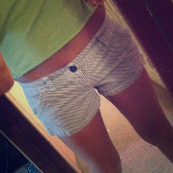 *Hollister stripped shorts