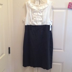 ✂Reduced!✂ Ruffle neckline one piece dress