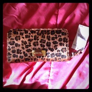 Steve madden leopard wallet