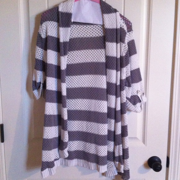 🚫RESERVED🚫Grey and White Cardigan