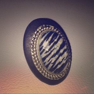 Adjustable Zebra ring.