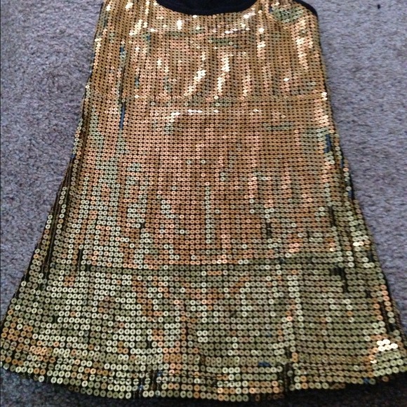 ✨Brand New ✨Gold  top. - Picture 2 of 2