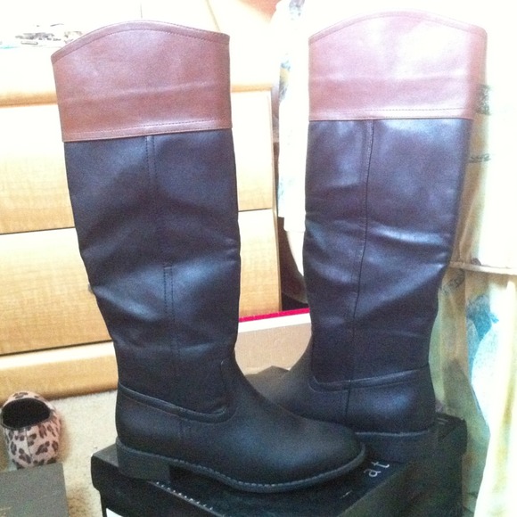 Riding boots