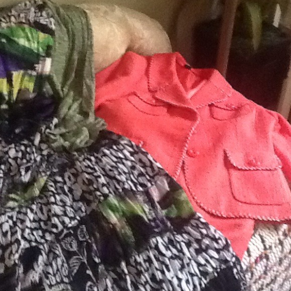Alberto Makali -coral suit bundle