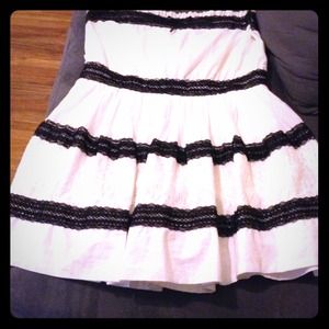 Black and white strapless dress Beaty bag bundle!