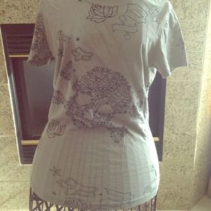 Fox shirt and yellow top!