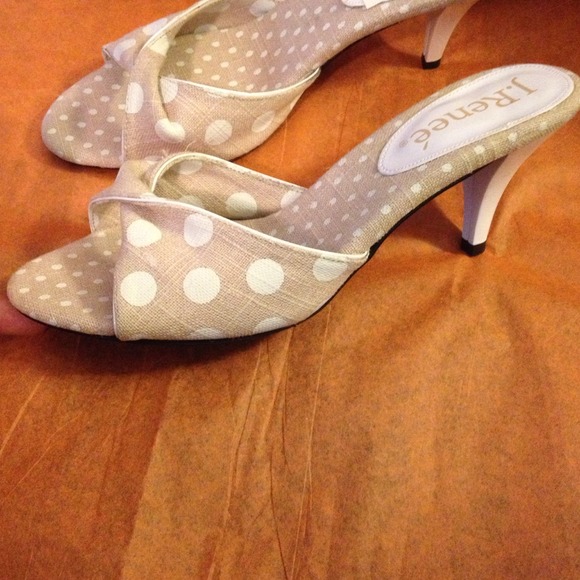 Polka dotted heels!