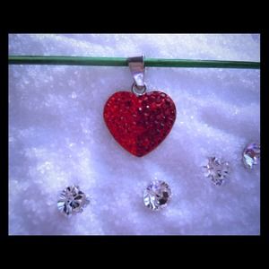 Swarovski crystal pendant with silver
