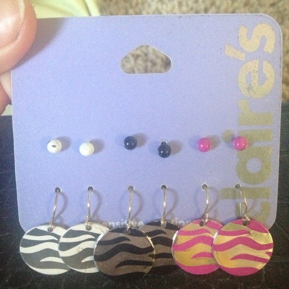 Claire's zebra earrings