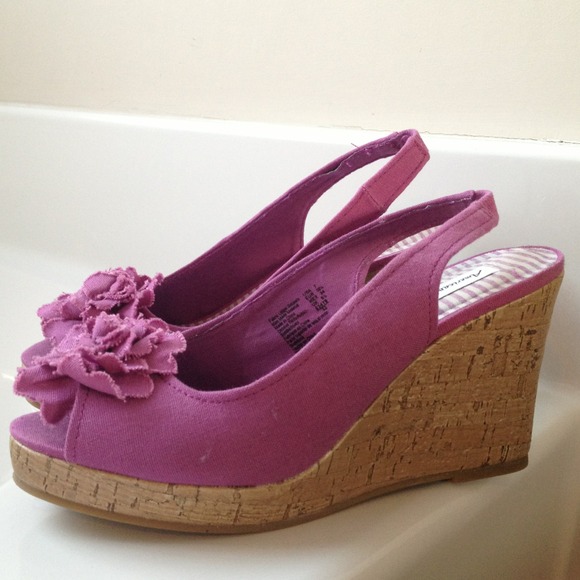 Lilac wedges