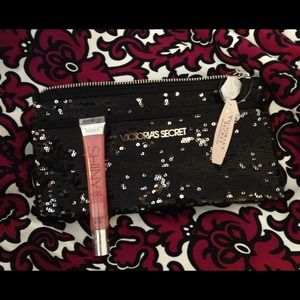 Victoria's Secret Black & Silver Sequined Clutch