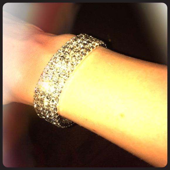 Diamond Stretch Bracelet! 💎