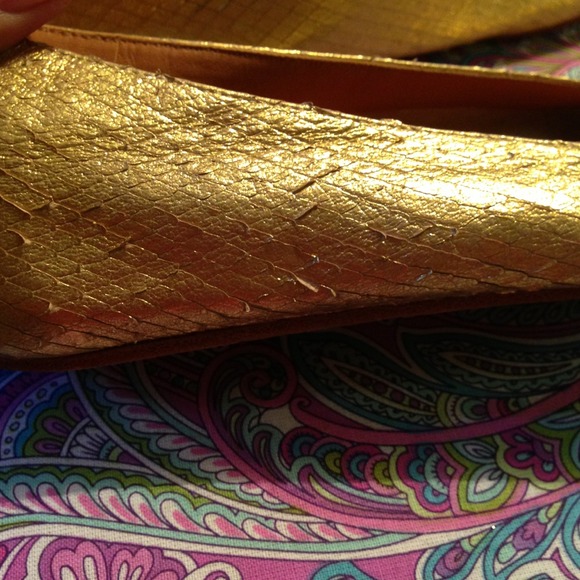 ✋Sold✋✂Price cut!!✂New Michael Kors flats - Picture 3 of 4