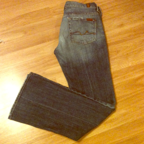 💢✋reserved for deb104💢✋7 for all Man Kind jeans