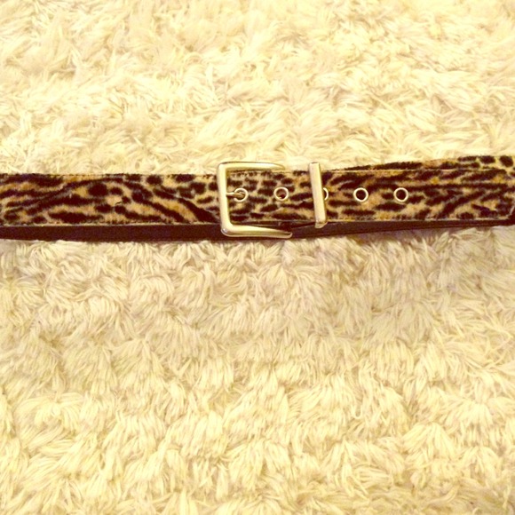 ---Bundled---Leopard print belt size XL