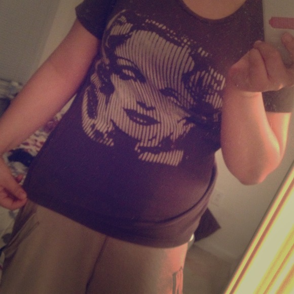 Brown Marilyn Monroe shirt