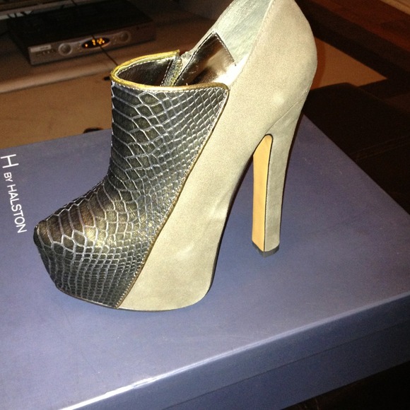 H by Halston shoes