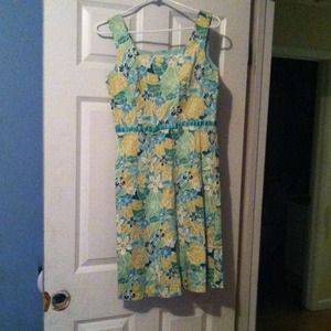IVY DRESS WITH DIFFERENT COLOR GREENS