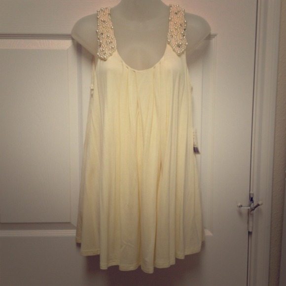 Forever 21 Tops - NWT Beaded Cream Knit Sleeveless Top- Forever 21