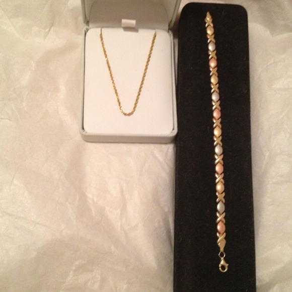 Necklace & Bracelet