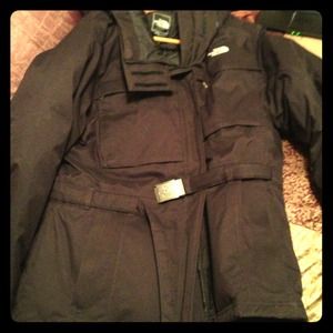 Dark grey northface jacket !!🌟💨 only used twice!