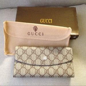 Fake Gucci long wallet