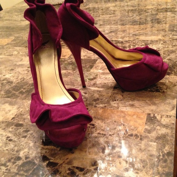 Open Toe Pumps - Picture 4 of 4