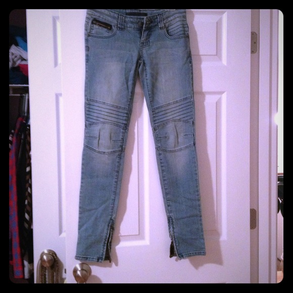 Moto Style Urban jeans!!! New with tags!!!!