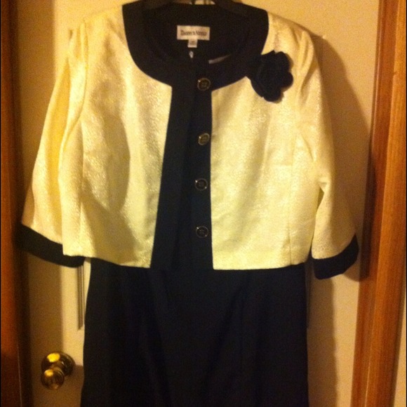 Danny & Nicole 2 piece dress