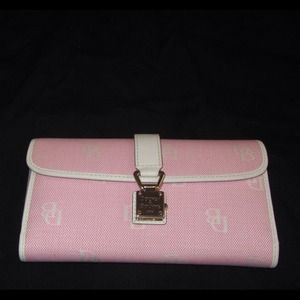 Dooney and bourke pink signature checkbook wallet