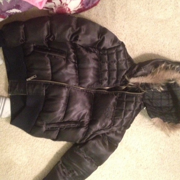 Black Eco red jacket. SO WARM - Picture 3 of 3