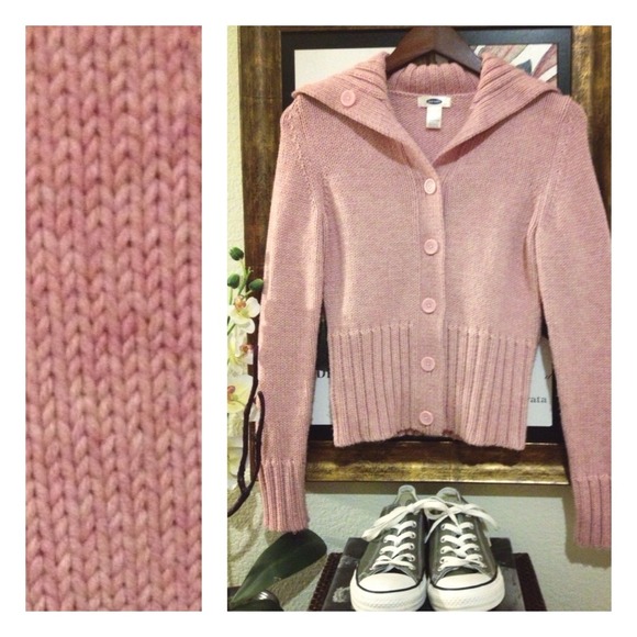 Old Navy Sweater