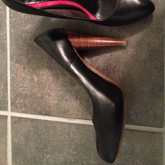 $Reduced!$$ BEAUTIFUL Seven For All Mankind Size 6 - Picture 4 of 4