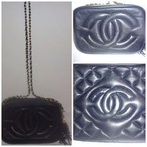Priced lowered!! Vintage Chanel dark blue handbag!