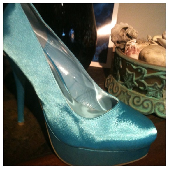 ❤️reduced❤Hot 4 inch heels!bundle w black pumps