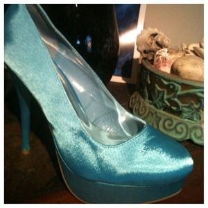 ❤️reduced❤Hot 4 inch heels!bundle w black pumps