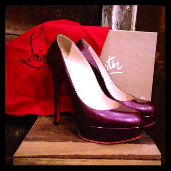 100% authentic Christian louboutins!!!