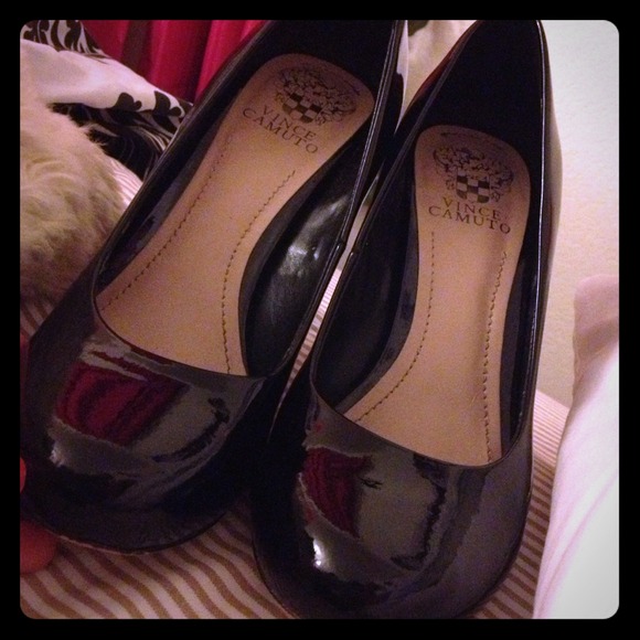 Vince camuto SOLD