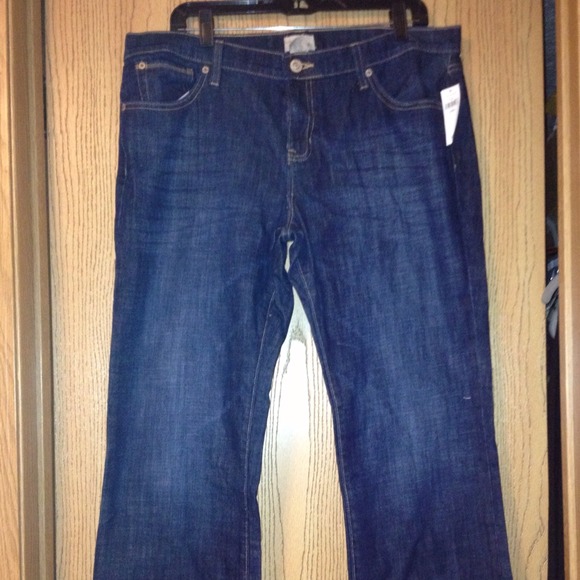 Dark rinse jeans