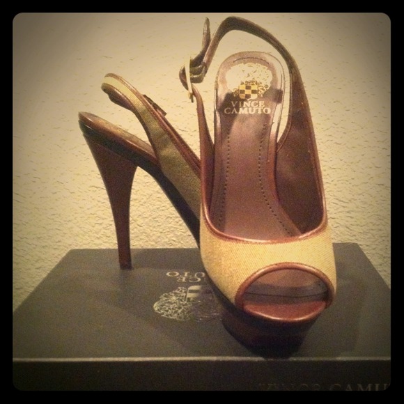 Vince Camuto Combo Resort open toe pump