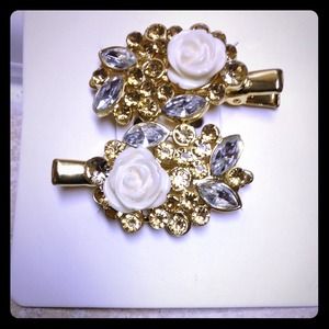 Cute hair flower clips