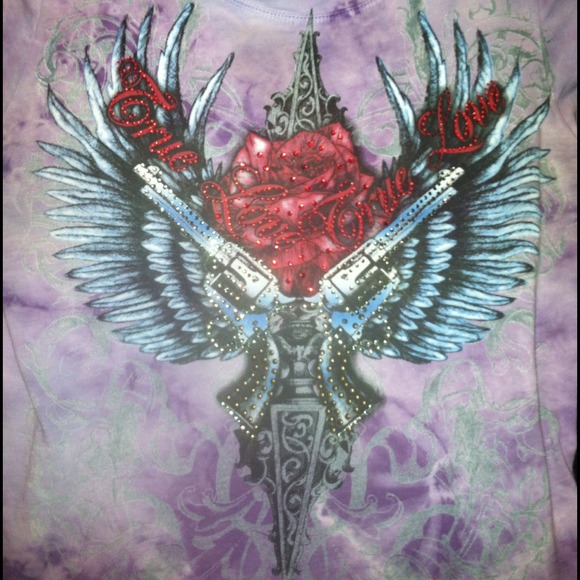 SOLD True Love Top - Picture 2 of 2