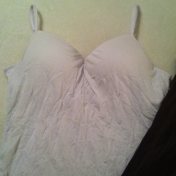 2 Spaghetti Strap Bra Tanks - Picture 2 of 3